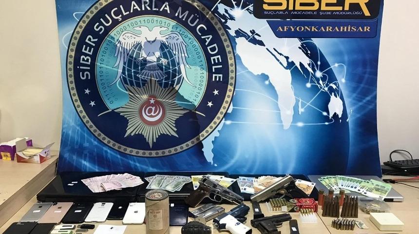 El bombası ile bahis oynatan şebekeye polis operasyonu