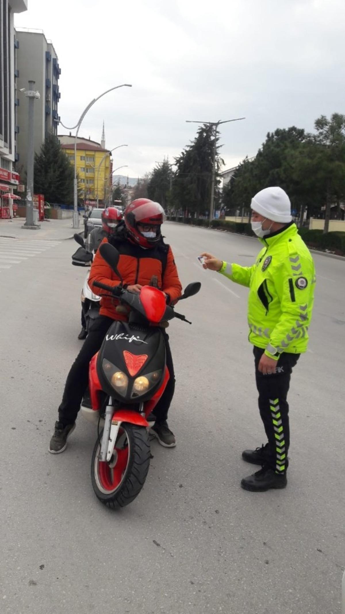Burdur&rsquo;da 17 ara&ccedil; s&uuml;r&uuml;c&uuml;s&uuml;ne ceza