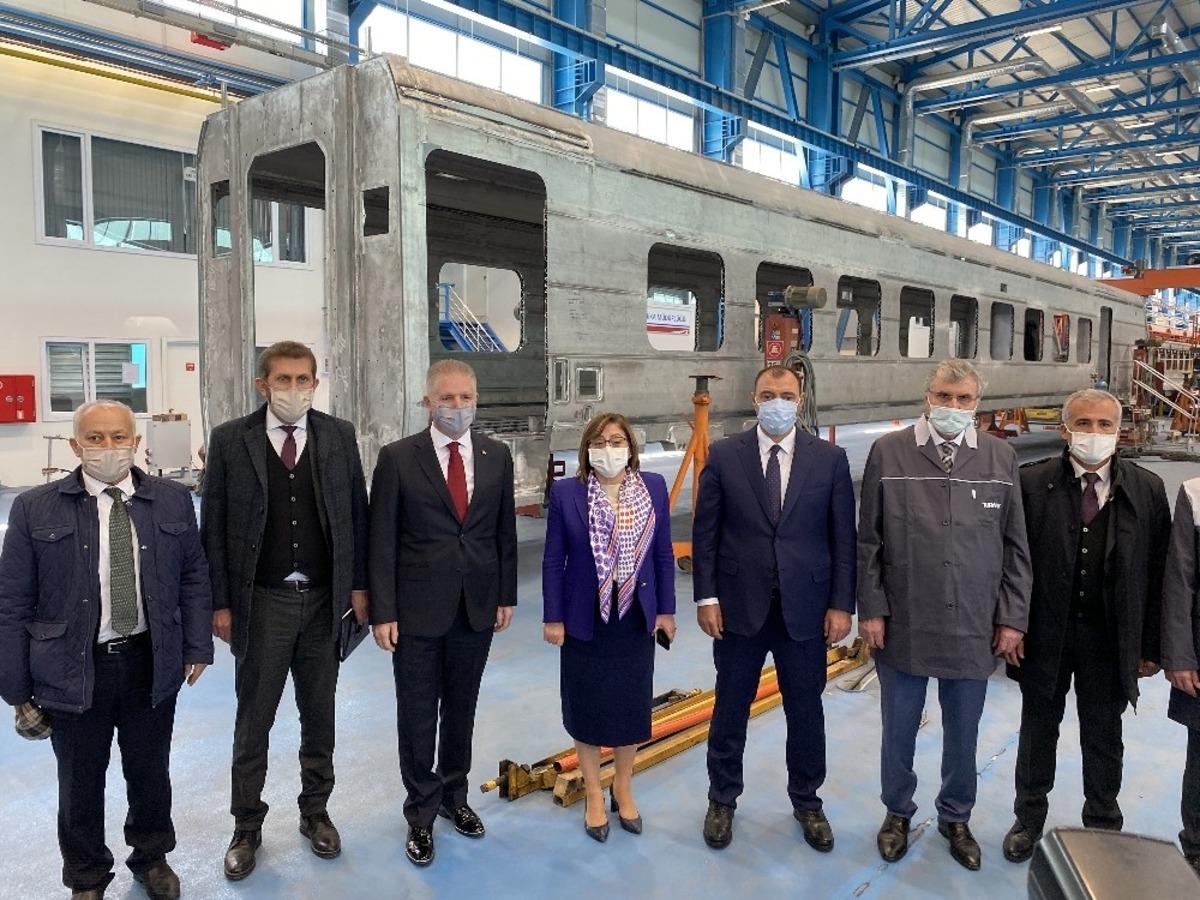 Fatma Şahin T&Uuml;RASAŞ&rsquo;ı ziyaret etti