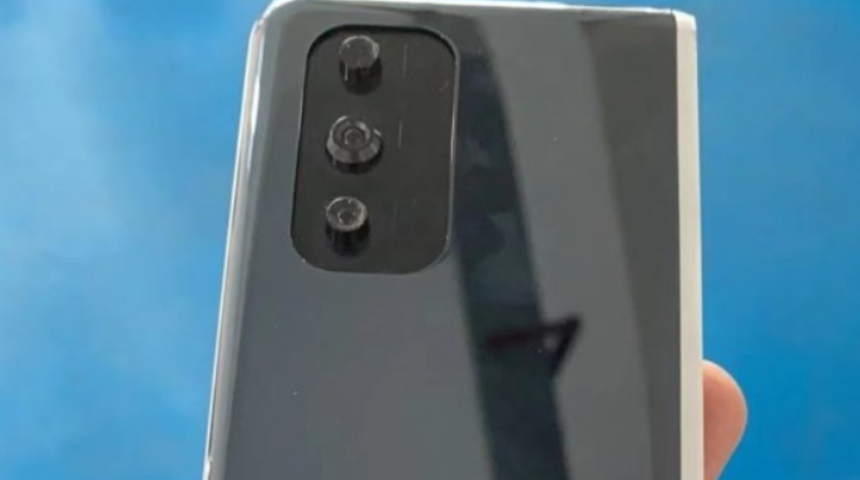 Katlanabilir Xiaomi Mi Mix'in tasarımı fotoğraflarda göründü!