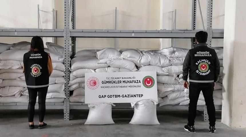 Gaziantep&rsquo;te 700 bin lira değerinde ka&ccedil;ak i&ccedil; fıstık ele ge&ccedil;irildi