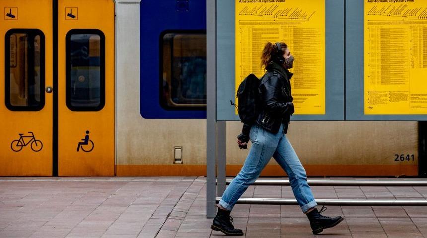 Yeşil Sertifika: AB vatandaşlarının serbest&ccedil;e dolaşabilmesi i&ccedil;in 'aşı pasaportu' uygulaması geliyor