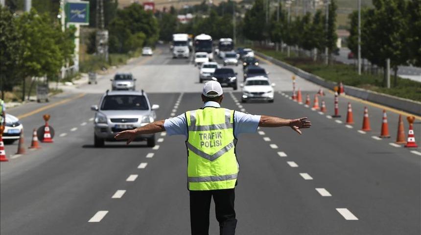 Başkentte MHP'nin 13. Olağan Büyük Kurultayı nedeniyle yarın bazı yollar trafiğe kapatılacak