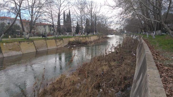 Şahinderesi temizleniyor G2