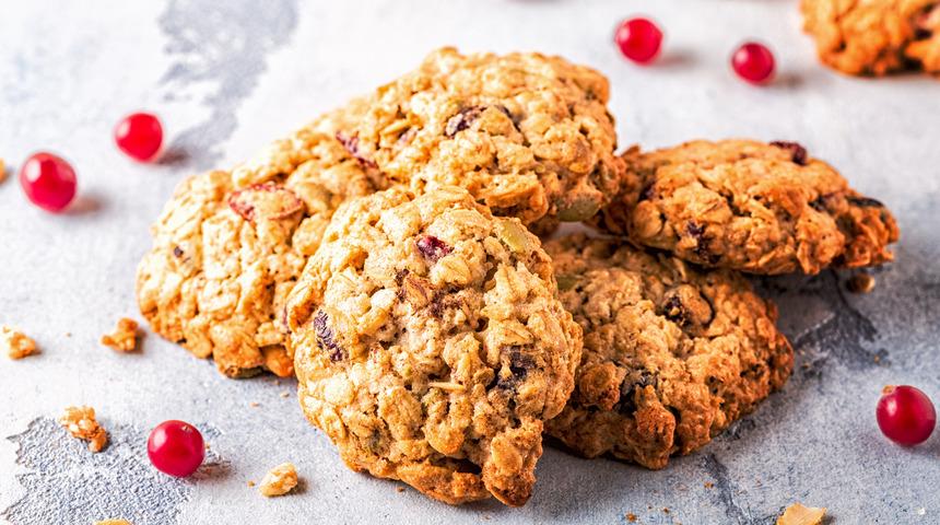 Rafine şekersiz 3 malzemeli pratik yulaflı kurabiye tarifi