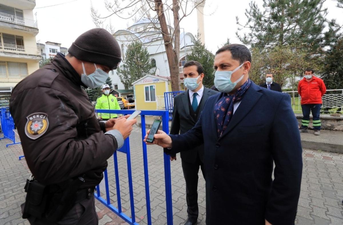 Vali Masatlı, semt pazarına HES koduyla girdi