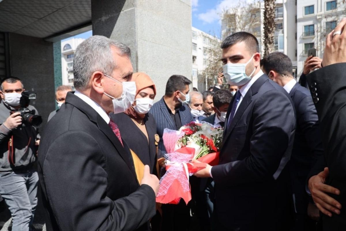 Şanlıurfalı başkandan memleketine ziyaret