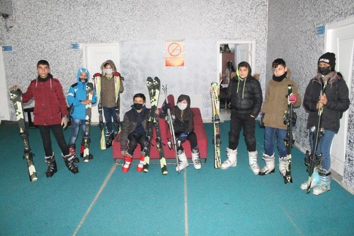 2 bin 800 rakımda kayak keyfi G2