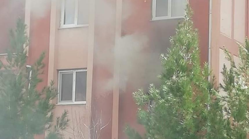 Diyarbakır&rsquo;da dehşet anları: Evde &ccedil;ıkan yangında bir kadın hayatını kaybetti