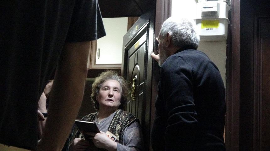 &ldquo;Sinyal evinden geliyor&rsquo;&rsquo; diyen dolandırıcılar tutuklandı