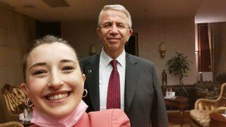 Mansur Yavaş’ın konuk olduğu, Pqueen kimdir? Pqueen kaç yaşında? Pqueen gerçek ismi ne?