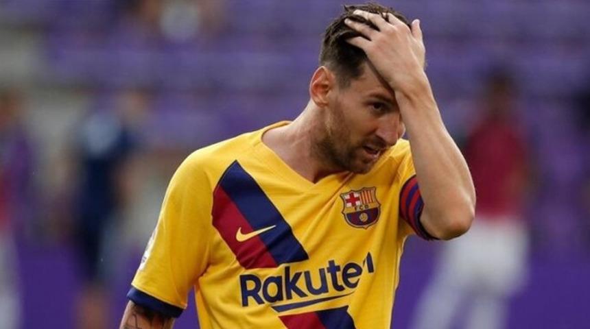 Joan Laporta: Messi beni affetsin ama takımda kalmalı