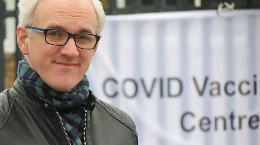 Aşının yan etkileri: Neden bazı kişilerde şiddetli yan etkiler g&ouml;r&uuml;l&uuml;yor, bunlar ne anlama geliyor?