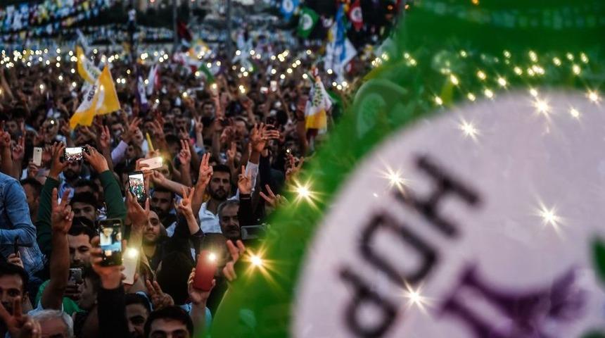 T&uuml;rkiye&rsquo;de hangi partilere kapatma davası a&ccedil;ıldı?