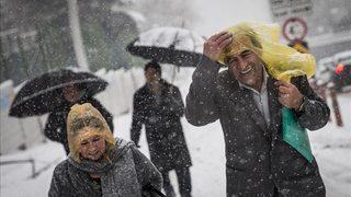 Meteoroloji’den yoğun kar yağışı uyarısı! İl il açıklandı! Bir uyarı da İstanbul için geldi…