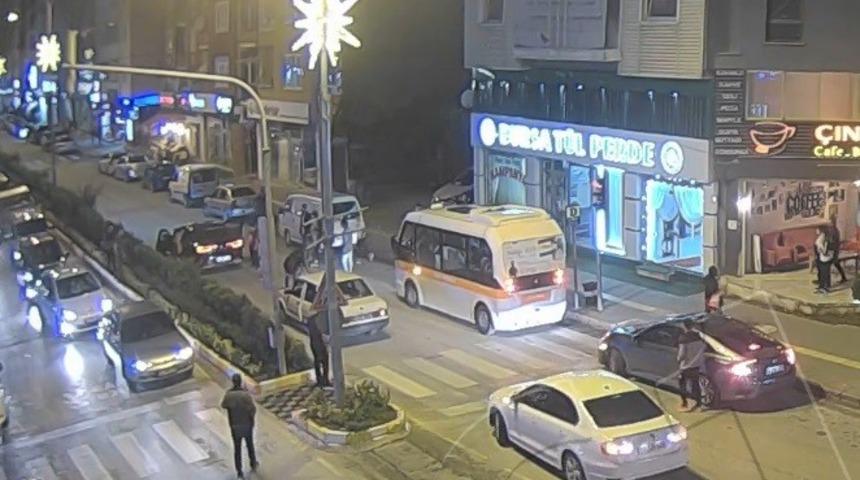 Boz&uuml;y&uuml;k&rsquo;teki trafik kazaları mobese kameralarında
