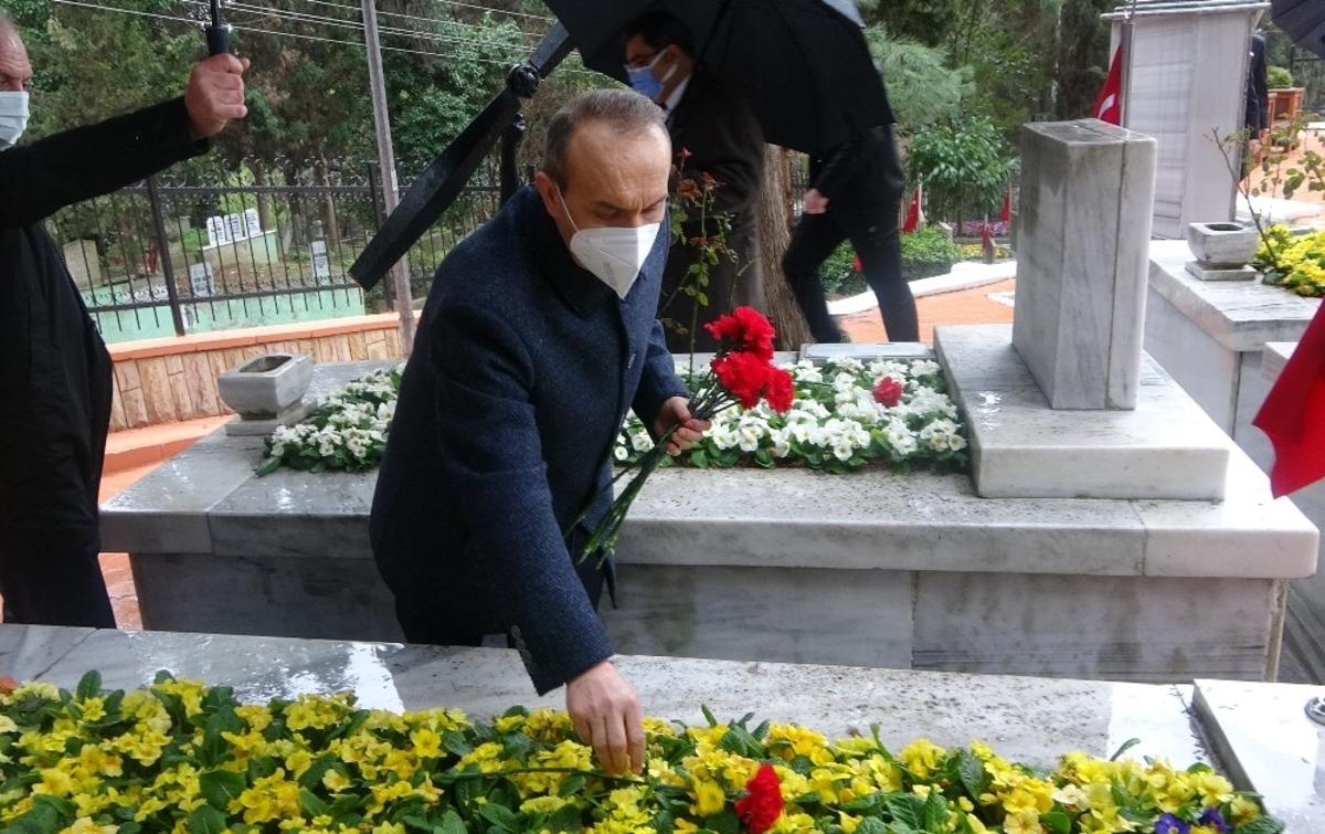 &Ccedil;anakkale şehitleri dualarla anıldı