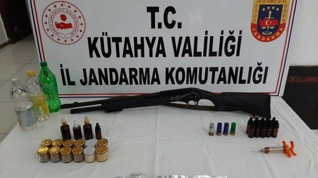 Jandarmadan yasadışı ilaç operasyonu