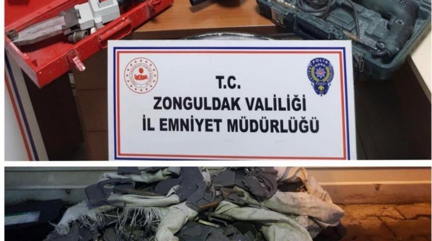 Depo ve ara&ccedil;tan malzeme &ccedil;alan 1 kişi yakalandı