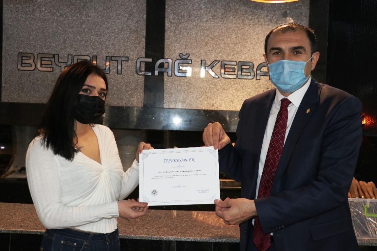 ESOB&rsquo;dan pandemi kurallarına riayet eden bir iş yerine teşekk&uuml;r belgesi