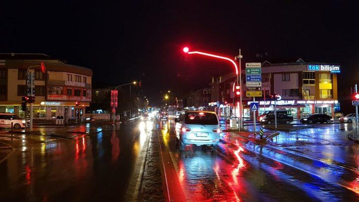 Düzce’de trafik lambalarına led ışık G3