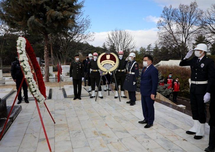 Afyonkarahisar’da 18 Mart Şehitleri Anma Günü ve Çanakkale Deniz Zaferi’nin 106’ıncı yıl dönümü törenle kutlandı G2