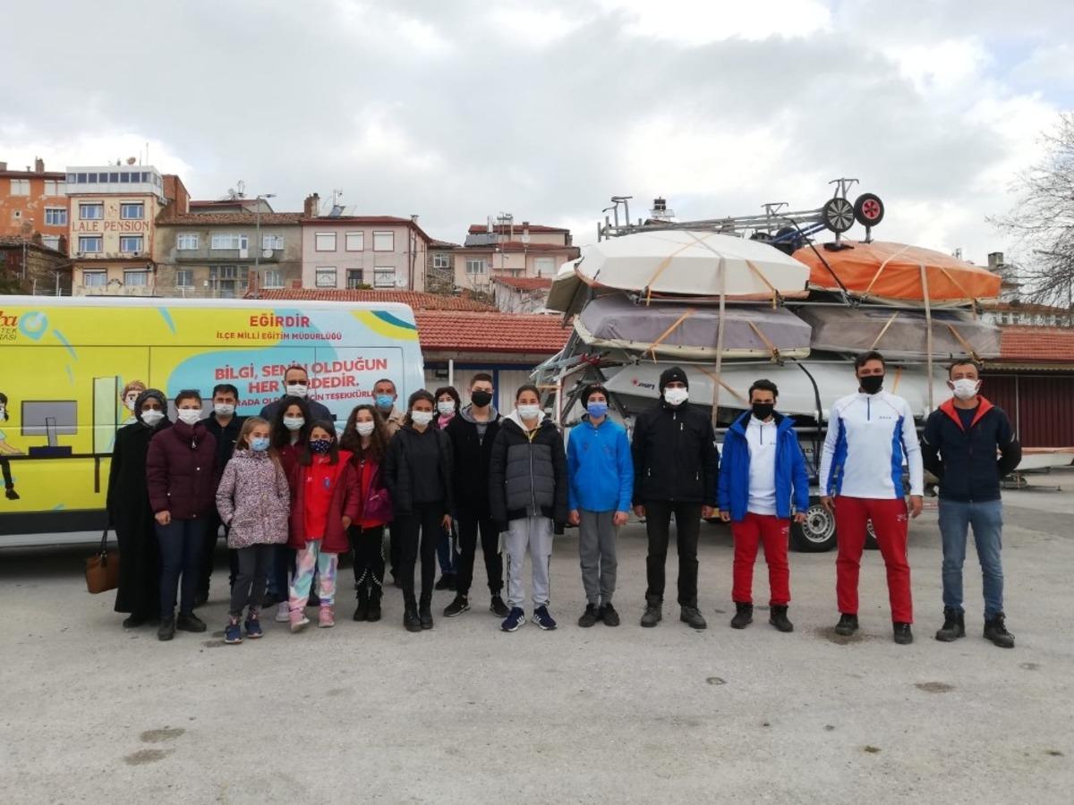 Eğirdirli yelkenciler Bodrum&rsquo;dan 4 madalyayla d&ouml;nd&uuml;