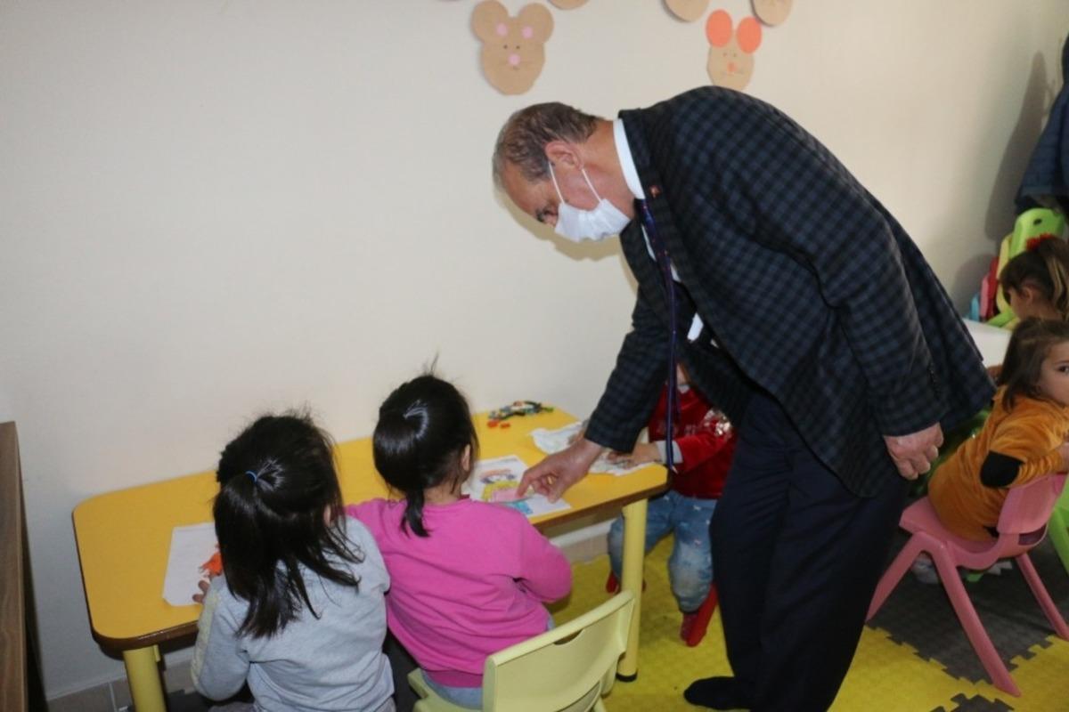 Yal&ccedil;ınkaya&rsquo;dan kadın destek merkezine ziyaret