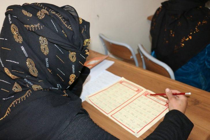 Yalçınkaya’dan kadın destek merkezine ziyaret G2