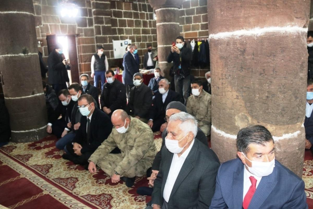 Helikopter kazasındaki 11 şehit i&ccedil;in mevlit verildi