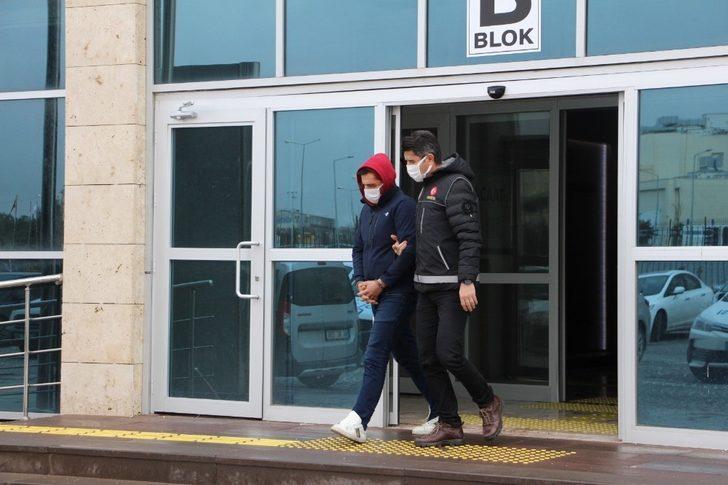 Uşak’ta narkotik ekipleri 4 bin 536 adet uyuştucu hap ele geçirdi G3