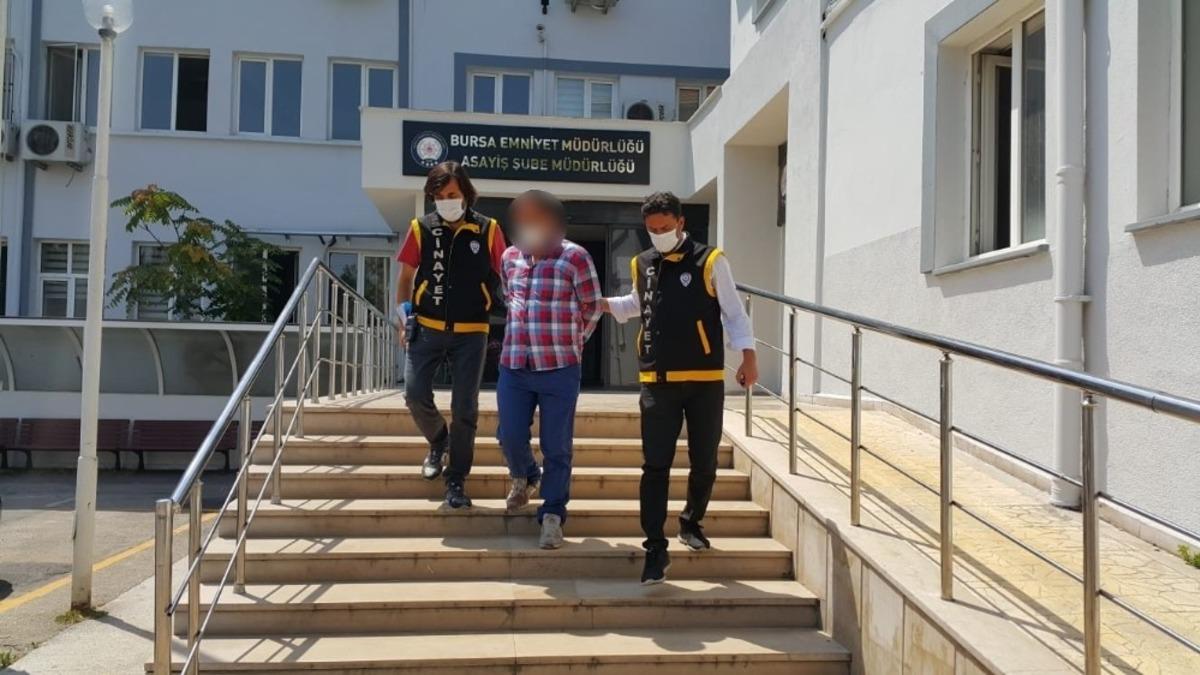 Hemşire ablasını 9 yerinden bı&ccedil;aklayan sanığa 12 yıl 6 ay hapis cezası