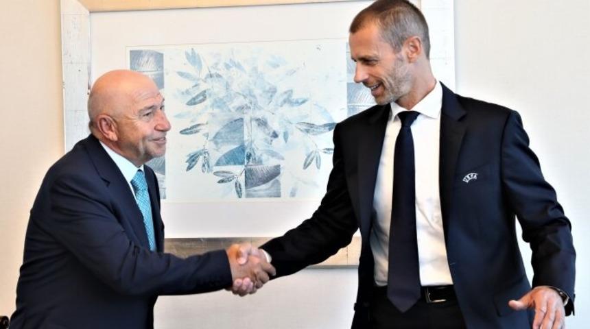 UEFA açıkladı! "Seyircili olacak"