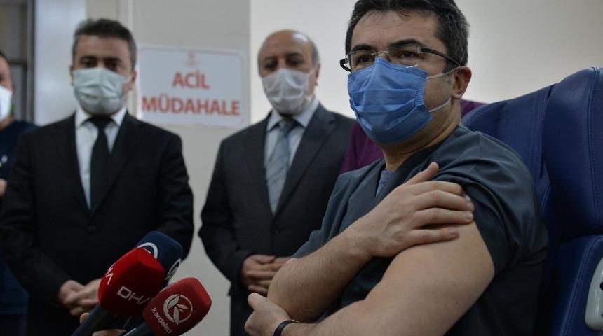 Erzurum Valisi Okay Memiş’in Covid-19 testi pozitif çıktı