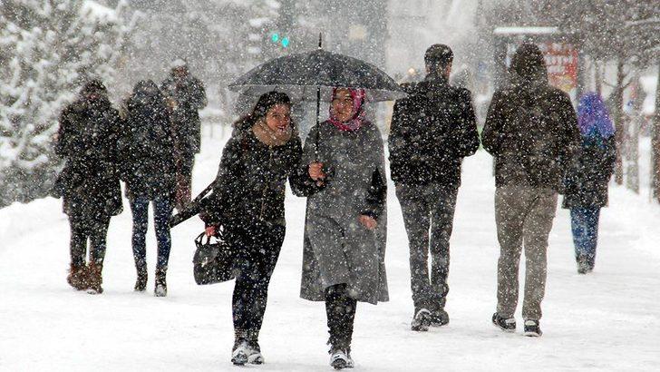 İstanbul'a ne zaman kar yağacak? İBB'den hava durumu tahmini! Önce Meteoroloji sonra AKOM açıkladı: 8-9-10 Ocak'a dikkat! Önce Sibirya soğuğu sonra kar geliyor  G1