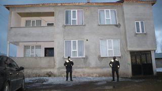 10 yıllık eşini öldürüp kendini ihbar ettikten sonra kayıplara karıştı