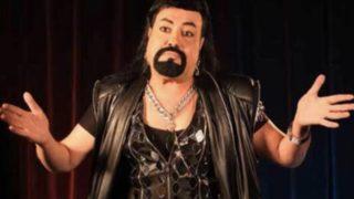 Kobra Murat peruğunu çıkarınca olanlar oldu! Bu hâliyle şoke etti