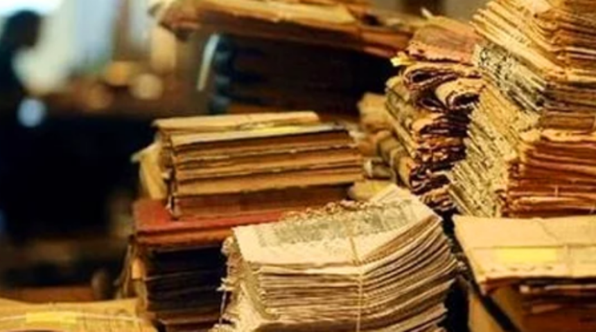 Türkiye’nin ilk ve tek kitap hastanesi el yazması eserleri korumaya çalışıyor