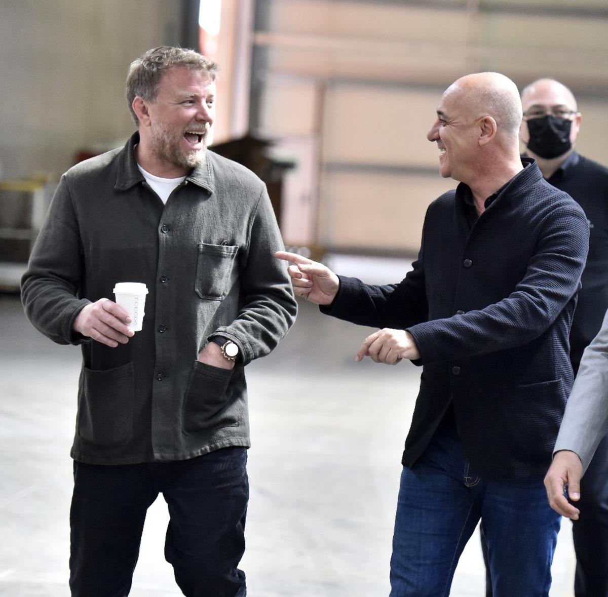 Y&ouml;netmen Guy Ritchie, Antalya OSB&rsquo;de iş fırsatlarını değerlendirdi