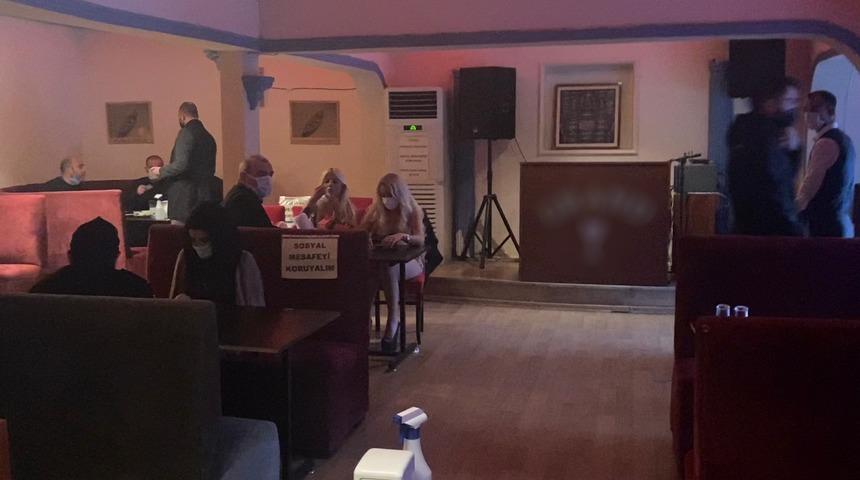 Maltepe ve Pendik'te pavyona çevrilen lokantalara baskın