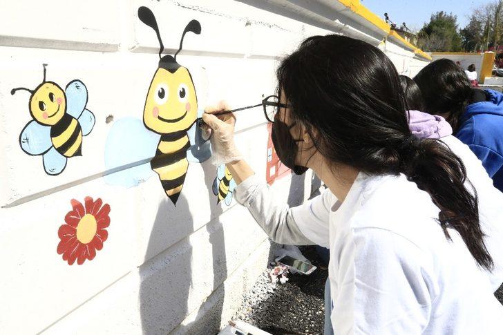 Geleceğe Değer projesi ile çocukların mutluluğuna ortak oldular G1