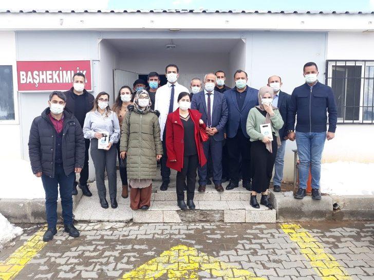 Başkan Ensari sağlıkçılar için pasta kesti G2