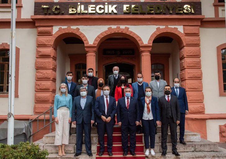 AK Parti’nin yeni yöneticilerinden ziyaretler G1