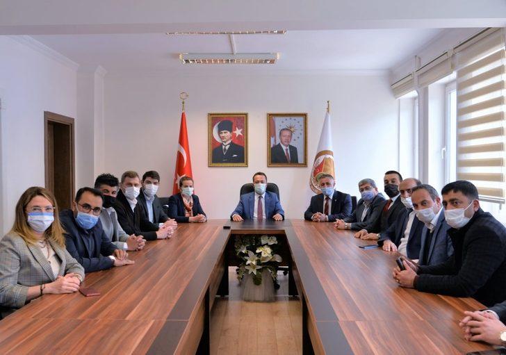 AK Parti’nin yeni yöneticilerinden ziyaretler G3