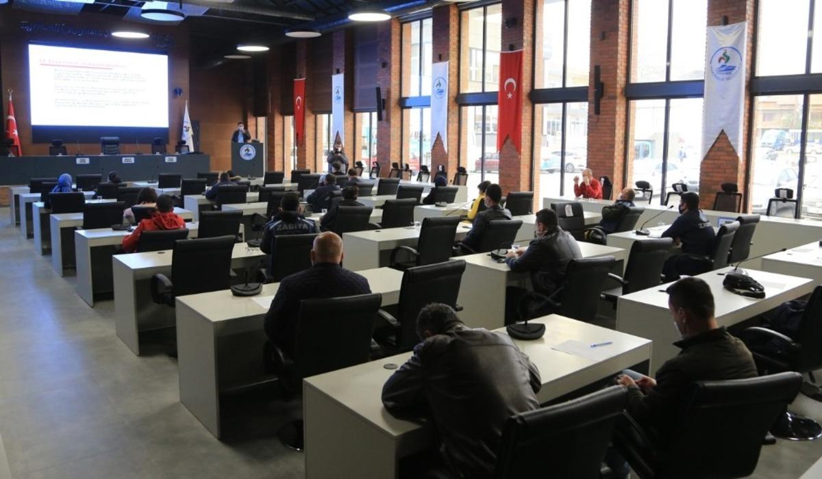 Pamukkale Belediyesi personellerine iş sağlığı ve g&uuml;venliği eğitimi verildi