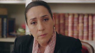 Kırmızı Oda yeni bölüm fragmanı izle, Kumru annesiyle yüzleşiyor