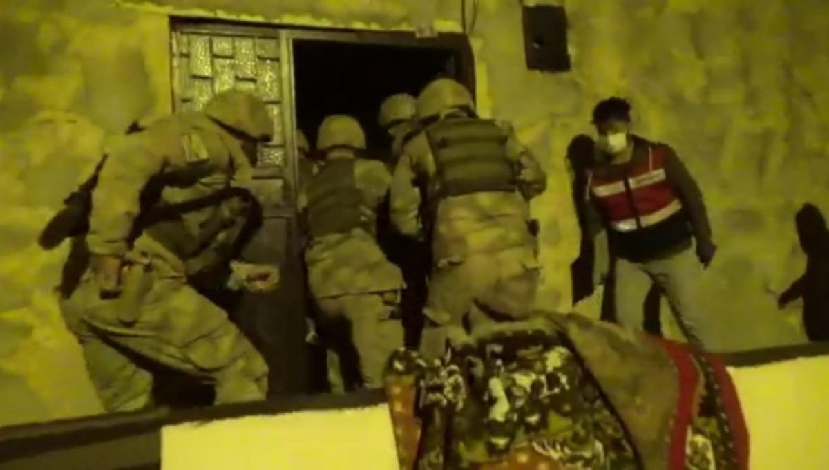 Mersin&rsquo;de eylem hazırlığındaki 14 kişi yakalandı