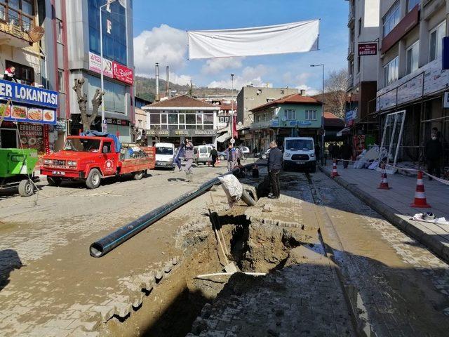 Başkan Bozkurt,” Cadde ve sokaklarda ki sorunları çözüyoruz”