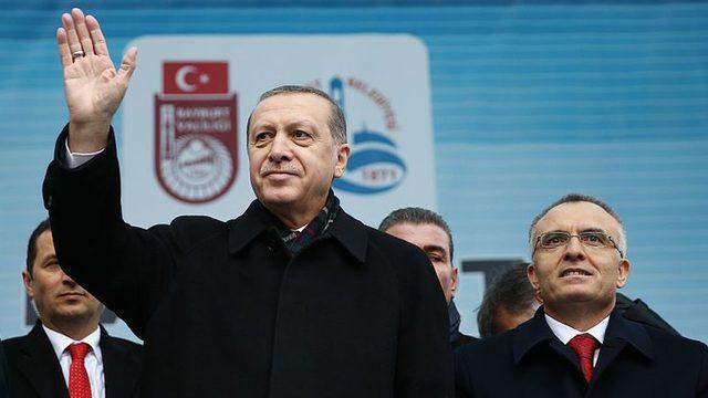 Economist Merkez Bankası Başkanı Naci Ağbal ı yazdı:  Doğru re&ccedil;eteyi uyguluyor ancak geleceği Erdoğan a bağlı  1
