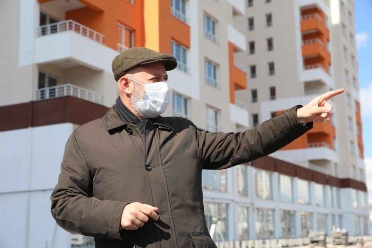 Başkan &Ccedil;olakbayrakdar kentsel d&ouml;n&uuml;ş&uuml;m alanını inceledi